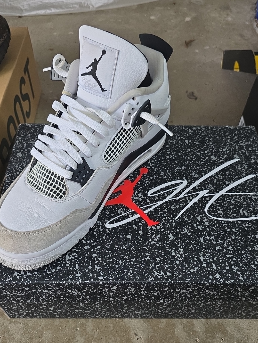 Air Jordan 4 Military Black